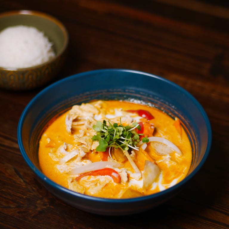 Discover Our Yellow Curry