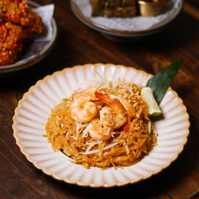 FR1 Pad Thai.