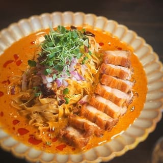 Khoi Soi Crispy Pork